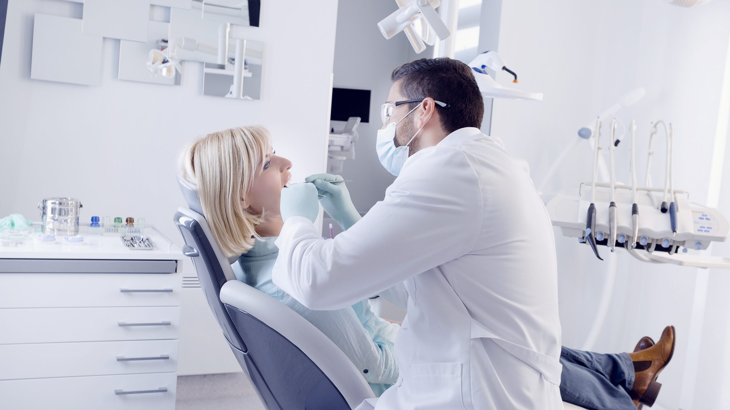 Dentist in Maud, TX
